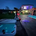Prázdninový dům A *
